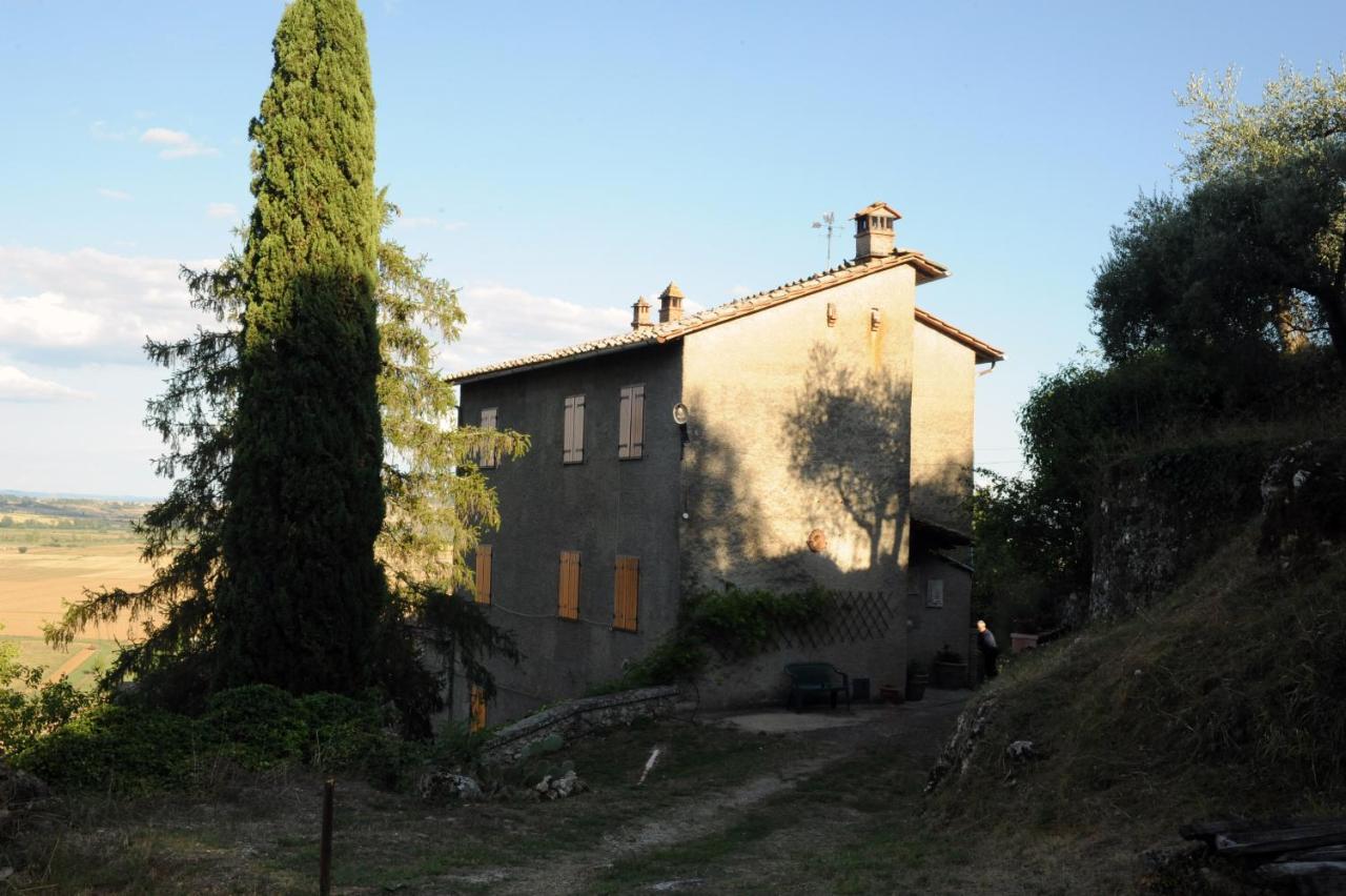 Casa vacanze  Tranquillità e relax in campagna vicino a Siena Rosia Esterno foto